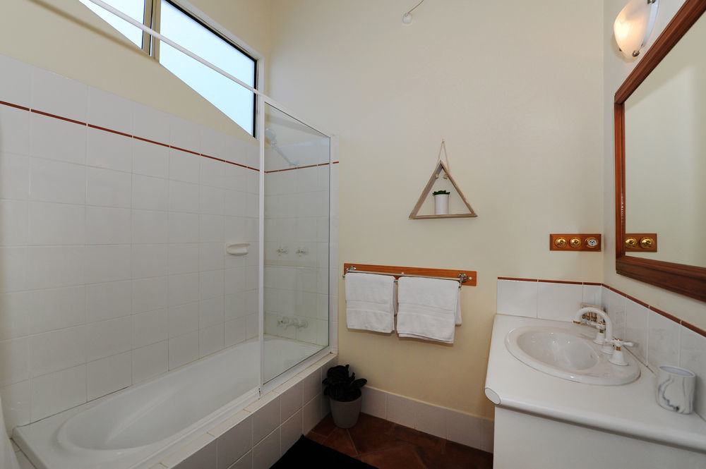 Spencer Suites Олбани Экстерьер фото